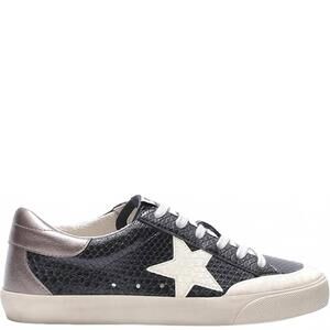 NEW MIRACLE MILES women's vega lace-up leather sneakers in black